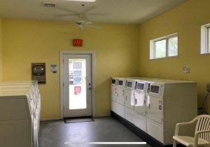 aplaundryroom.jpg