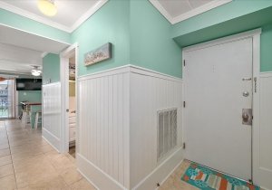 06-edgewater-ave-6.jpg