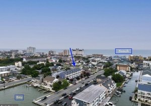 balcony2.jpg balcony2.jpg