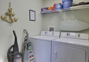 14-laundry-room.jpg