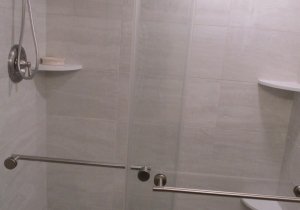 hall-bath-2.jpg