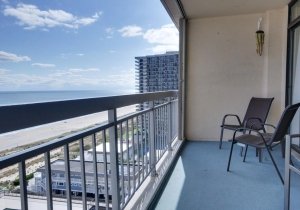 08-oceanfront-balcony.jpg