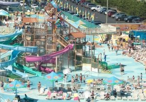 1220a-jollyrogerwaterpark.jpg