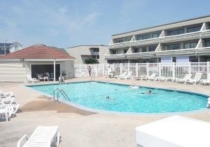 pool.jpg
