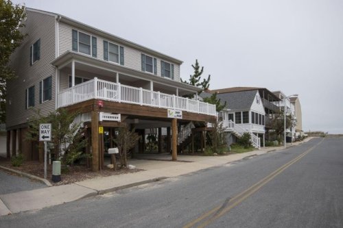 00-exterior.jpg 00-exterior.jpg