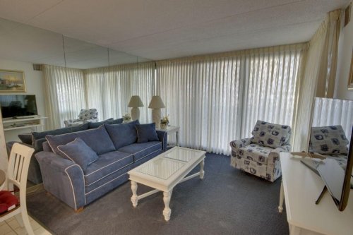 living-room.jpg living-room.jpg